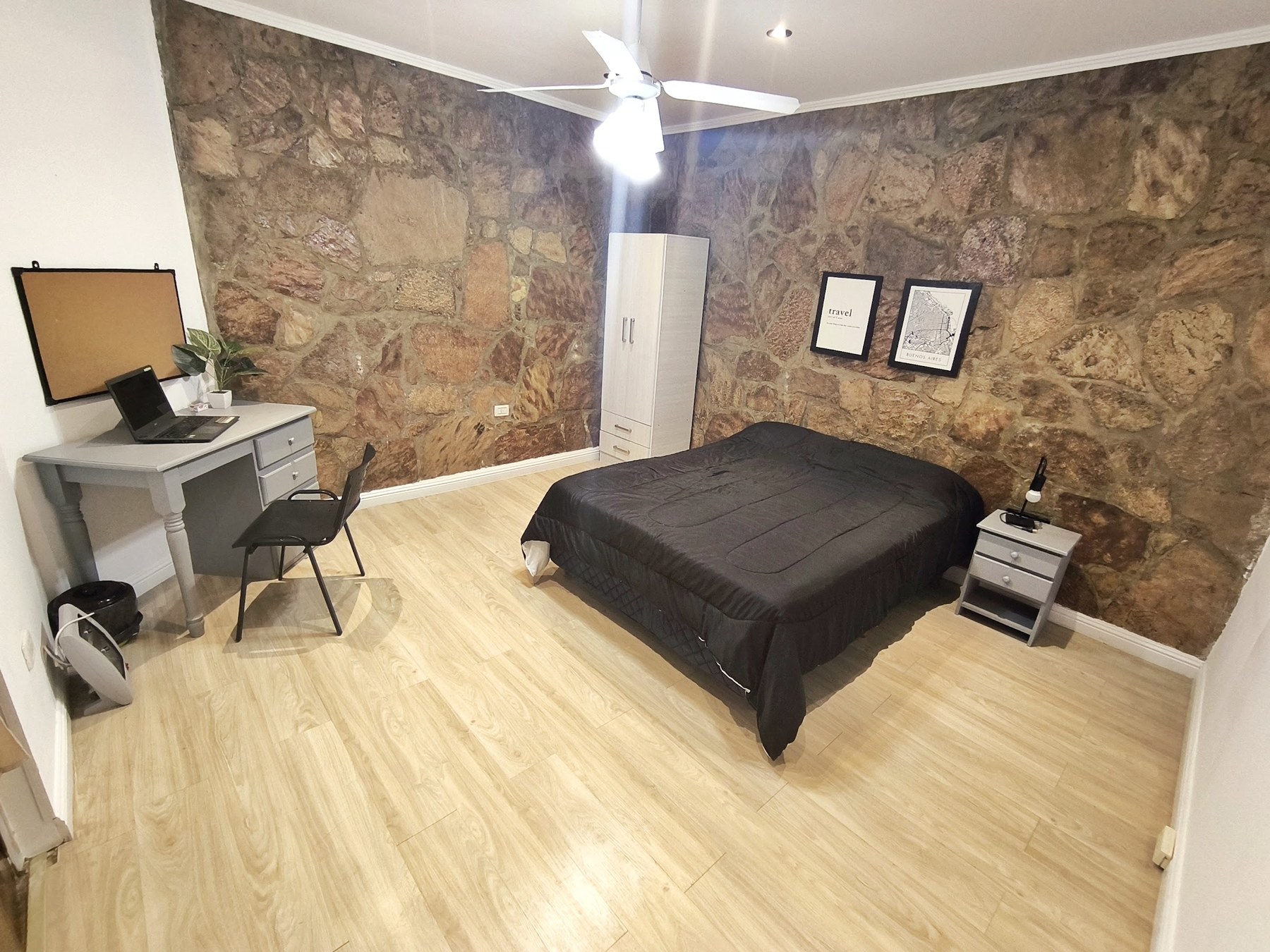 Room 303 — photo 4