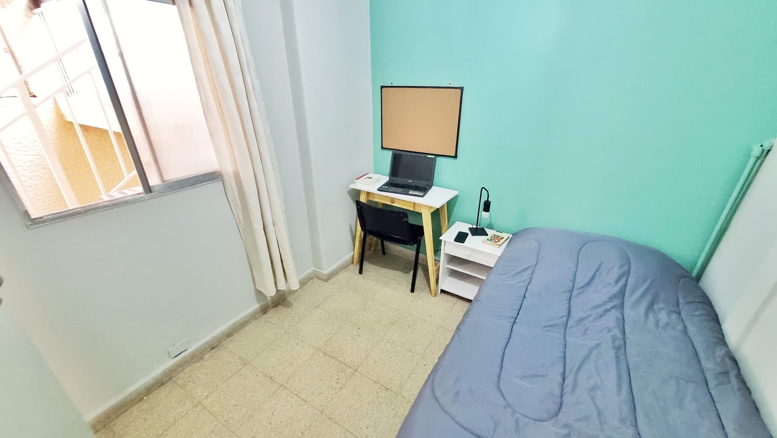 Room 206 · Exterior window preview